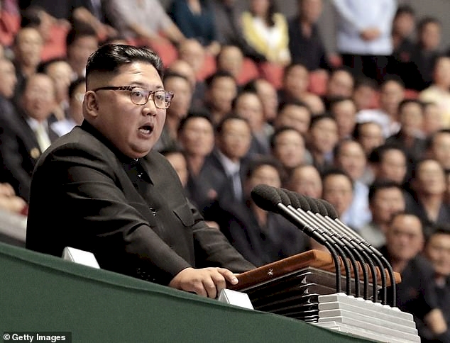 Kim'i eleştiren 5 yetkili canından oldu