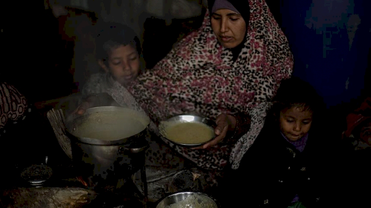 İşgalci İsrail'in ablukası altında kriz yaşayan Gazze ekonomisi Kovid-19 nedeniyle felce uğradı