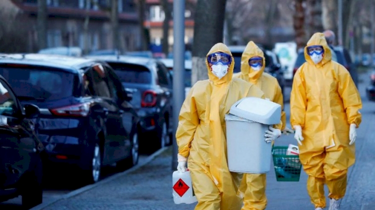 Almanya Kovid-19'da tekrar nisandaki rakamlara döndü