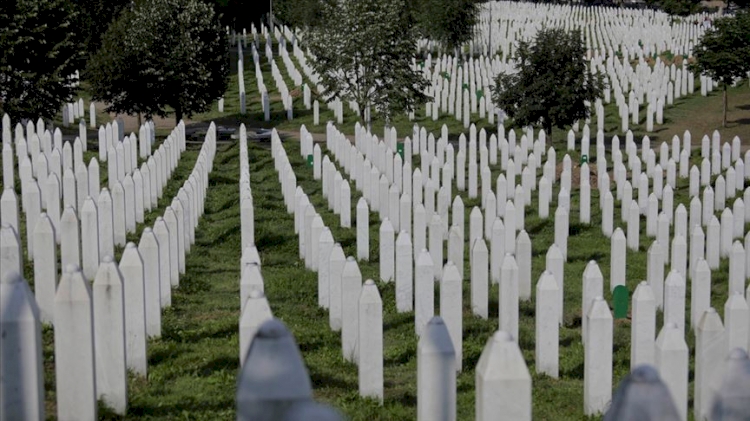 Eski Sırp komutana Srebrenitsa Soykırımı'ndan 9 yıl hapis cezası