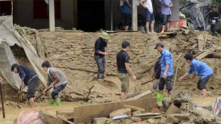 Vietnam'da aşırı yağışların yol açtığı sel ve toprak kaymalarında 84 kişi öldü