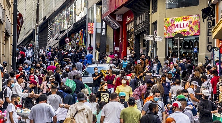 Pandemide 'sürü bağışıklığı'nı savunan bildiriye 10 binden fazla bilim insanı imza attı