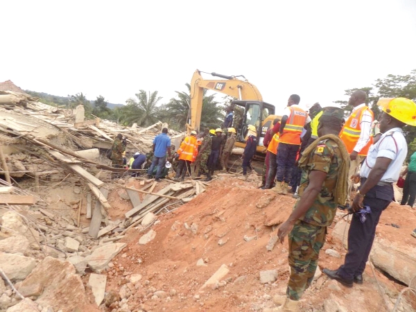 Gana'da kilise çöktü: 20 ölü