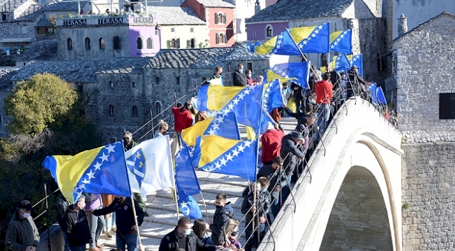 Mostar Köprüsü'nün yıkılışının 27. yılında anma töreni düzenlendi