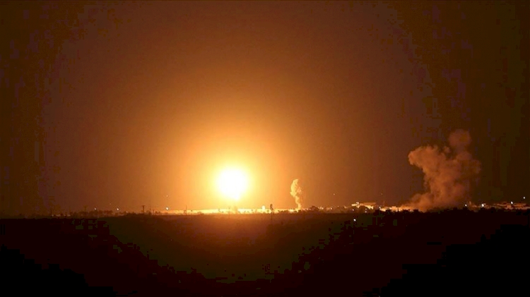 İşgal uçakları Gazze'ye yine saldırdı