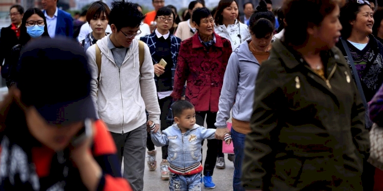 Çin, bazı eyaletlerde çocuk sınırlamasına ilişkin politikayı tamamen kaldırmayı planlıyor