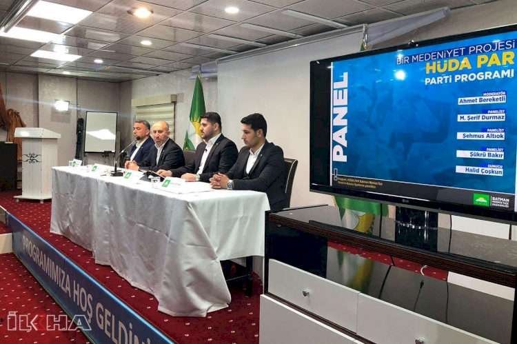 Batman'da 'Bir Medeniyet Projesi HÜDA PAR Parti Programı' konulu panel düzenlendi