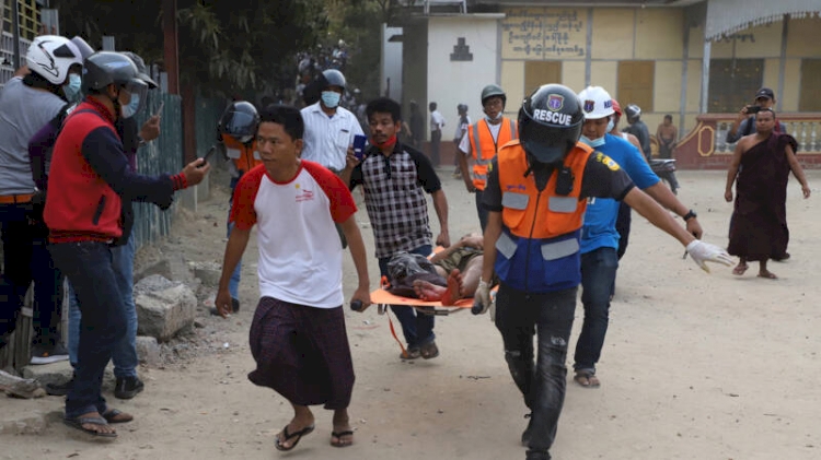 Myanmar'da darbe karşıtı gösterilerde dün 38 kişi öldü