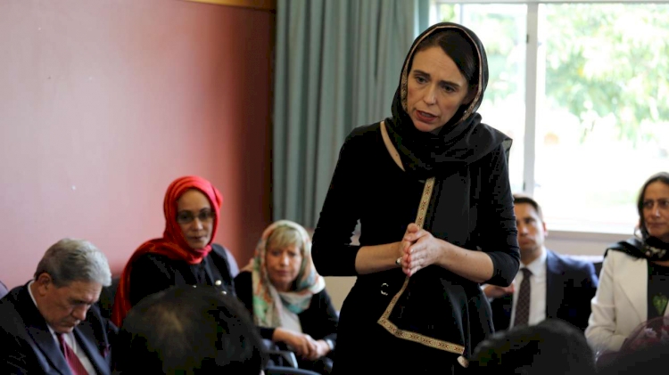 Yeni Zelanda Başbakanı Ardern: Dünyanın ırkçılık ve beyaz üstünlüğü hakkında konuşması gerekiyor