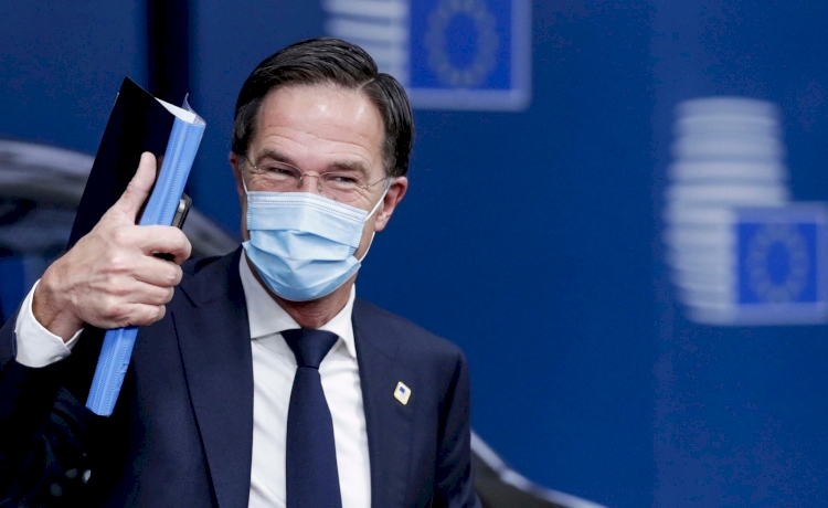 Hollanda seçimlerini Mark Rutte üst üste 4'üncü kez kazandı