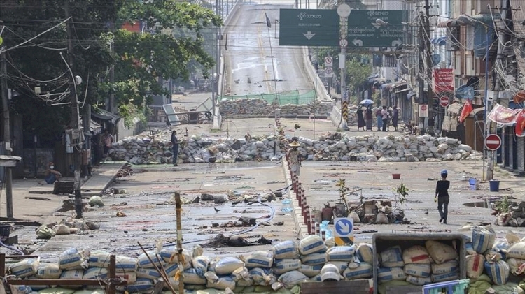 Myanmar'da bugünkü protestolarda en az 8 kişi yaşamını yitirdi