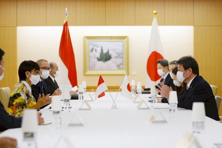 Japonya ve Endonezya'dan Myanmar hamlesi