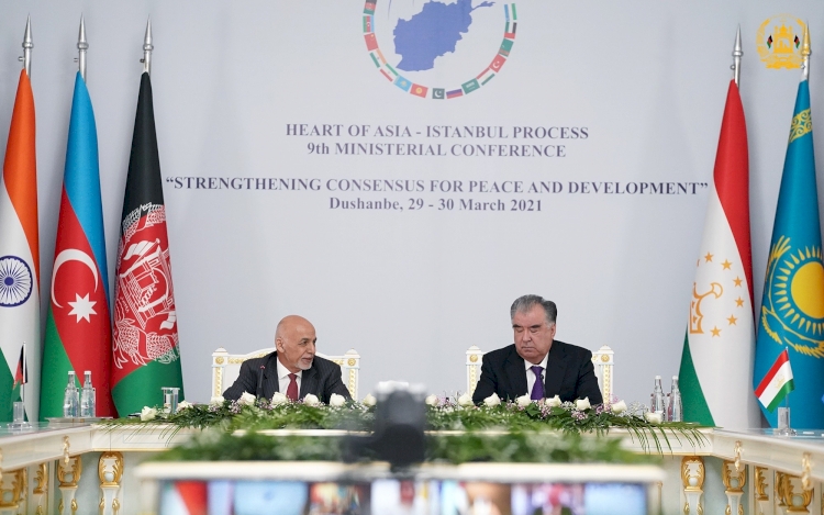 Afganistan Cumhurbaşkanı Gani: Halkımız 42 yıldır barıştan mahrum kaldı