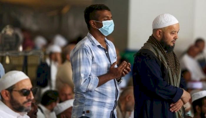 Ürdünlü 70 İslam alimi, Kovid-19 nedeniyle kapatılan mescitlerin cumaları açılmasını istedi