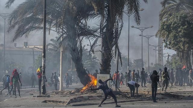 Nijerya'da sokağa çıkma yasağı