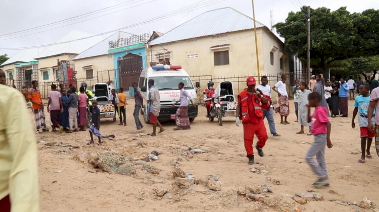 Somali'de şiddetli yağışlar nedeniyle bina çöktü: 9 çocuk öldü