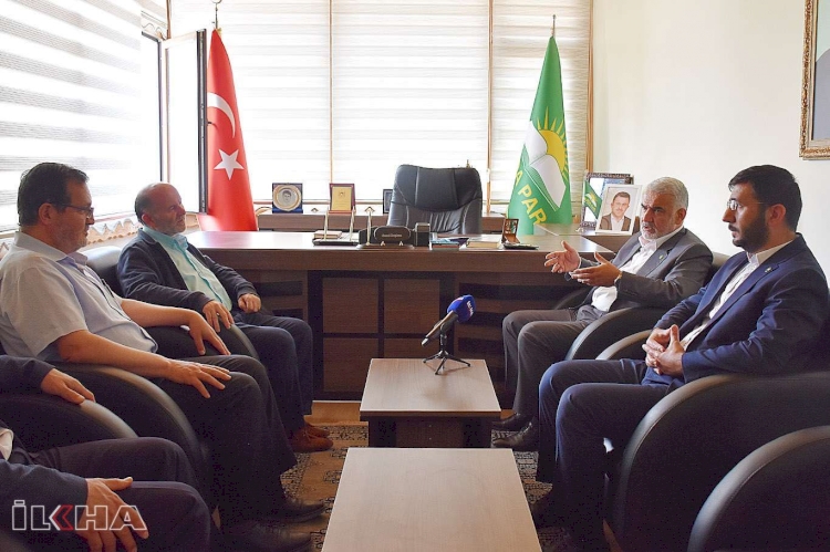 'Birileri açıkça fıtrata ve Rabbimize savaş açmış durumdadır'