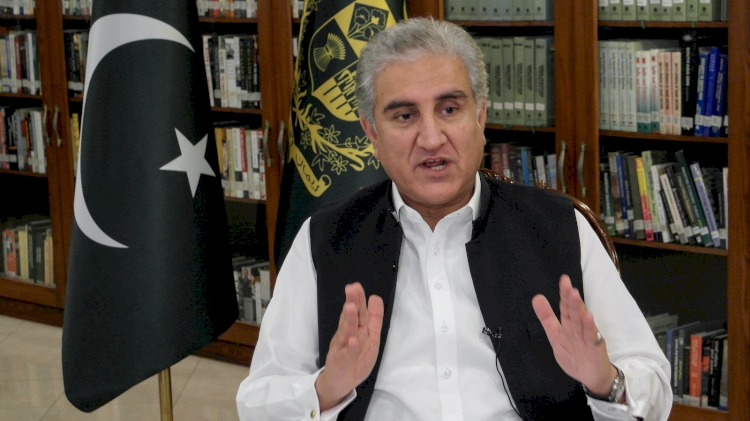 Pakistan Dışişleri Bakanı Kureyşi'den, ABD'ye 'Afganistan'dan sorumlu çekil' uyarısı