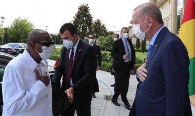 Cumhurbaşkanı Erdoğan, Conde ile görüştü