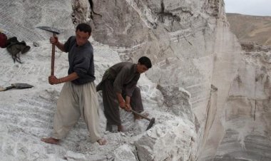 Afganistan'da yaklaşık 1 trilyon dolar değerindeki maden rezervleri yeniden gündemde