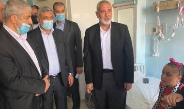Heniyye ve Meşal Ürdün hastanelerinde tedavi gören yaralıları ziyaret etti