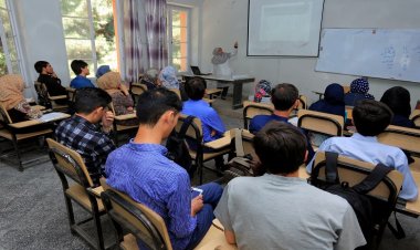 Afganistan'da karma eğitim sonlandırılıyor
