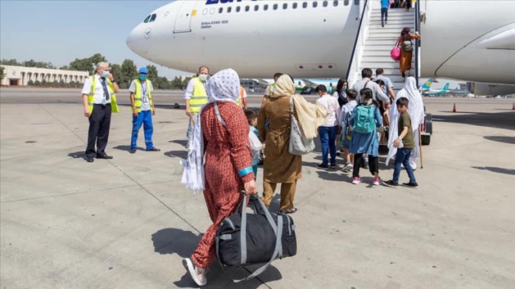 Kabil’deki saldırılar sonrası tahliye uçuşları yeniden başladı