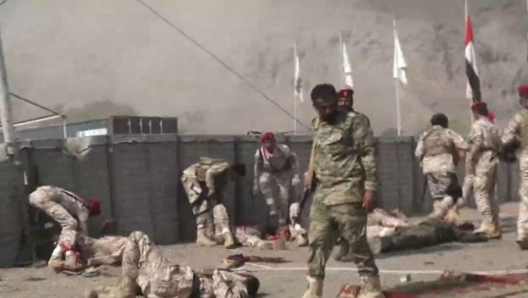 Husiler, koalisyon güçlerinin de bulunduğu askeri üssü hedef aldı: 40 ölü, 60 yaralı