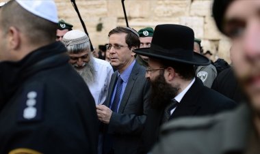 İşgalci İsrail'in Cumhurbaşkanı Herzog  Filistin yönetimiyle yeniden ilişkiye geçilmesi çağrısı yaptı