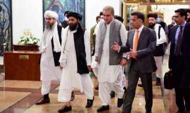 Pakistan, kapsayıcı Afgan hükümeti için Taliban ile diyalog başlattı