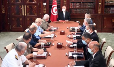 Nahda Hareketi: 'Cumhurbaşkanı'nın yeni kararları tam bir darbe'