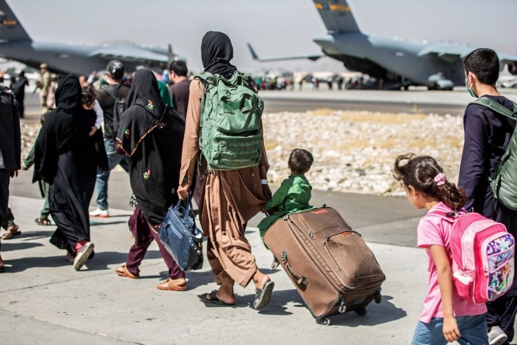 Amerikan basını: Tahliye edilen Afganların 20 bini ABD'de, 40 bini ABD dışında bekletiliyor