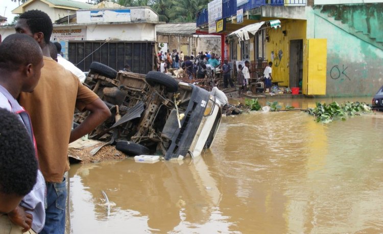 Gana'daki sel felaketinde 12 can kaybı