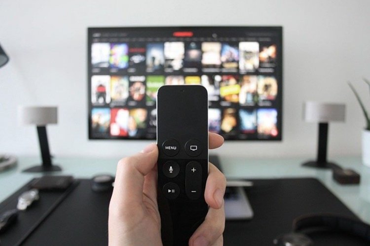 Çin, topluma ve gençlere kötü örnek teşkil eden programları yasakladı