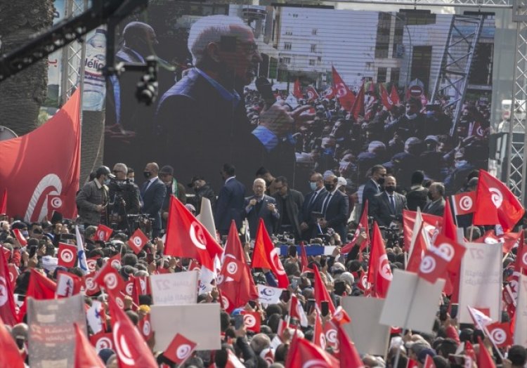 Gannuşi, ülkenin belirsizlik içine girdiğini belirterek seçim çağrısı yaptı