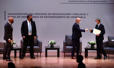 Venezuela'da hükümet, muhalefet ile yürütülen müzakerelerden çekilme kararı aldı