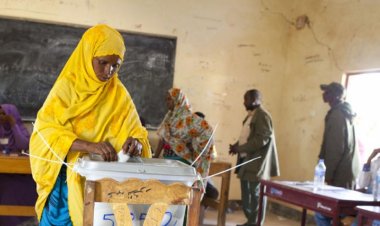 Somali'de son 50 yılın ilk 'halk seçimi' başarıyla tamamlandı