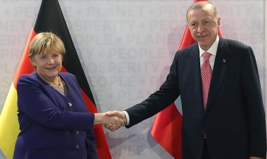 Cumhurbaşkanı Erdoğan, Almanya Başbakanı Merkel'i kabul etti
