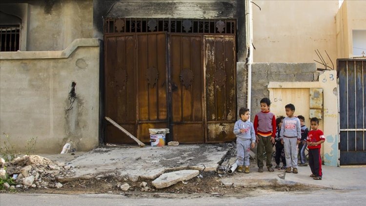 Libya'da hükümet, iç savaş nedeniyle yerinden edilenlerin geri dönüşü için çalışma başlattı