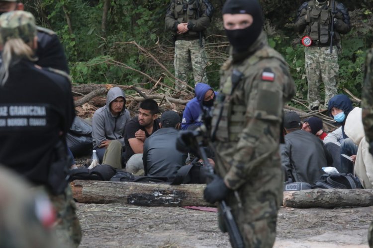 AB'nin sınırlarındaki geri itmelere 'kayıtsızlığı' tepki çekiyor