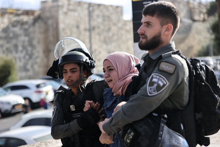 İşgalci İsrail polisinden Kudüs'te Mevlid-i Nebi kutlamalarına saldırı: 17 yaralı