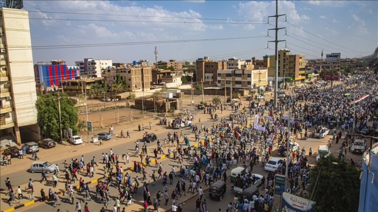 Sudan’daki protestolarda 35 kişi yaralandı