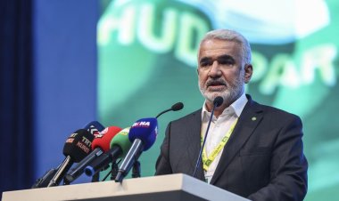 HÜDA PAR Genel Başkanı Zekeriya Yapıcıoğlu: Faize dayalı ekonomik sistem tamamen terk edilmelidir