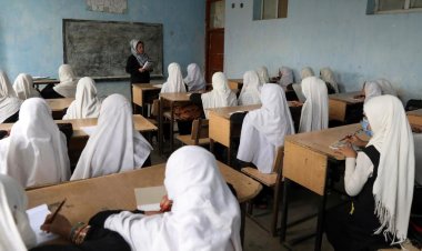 Afganistan'daki kız çocuklarının yüzde 75'i okula döndü