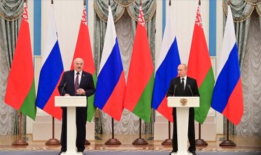 Lukaşenko ve Putin, Belarus-Polonya sınırındaki göçmen krizini görüştü