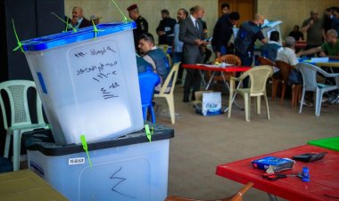 Irak'ta itiraz edilen seçim sandıklarındaki oyların elle sayımı tamamlandı