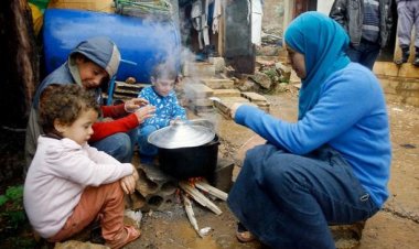 Yunanistan'daki sığınmacı ve mülteciler açlıkla karşı karşıya