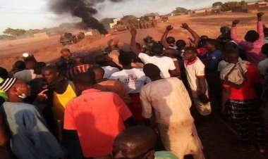 Fransız askeri konvoyu Nijer'de halk tarafından engellendi: 2 ölü