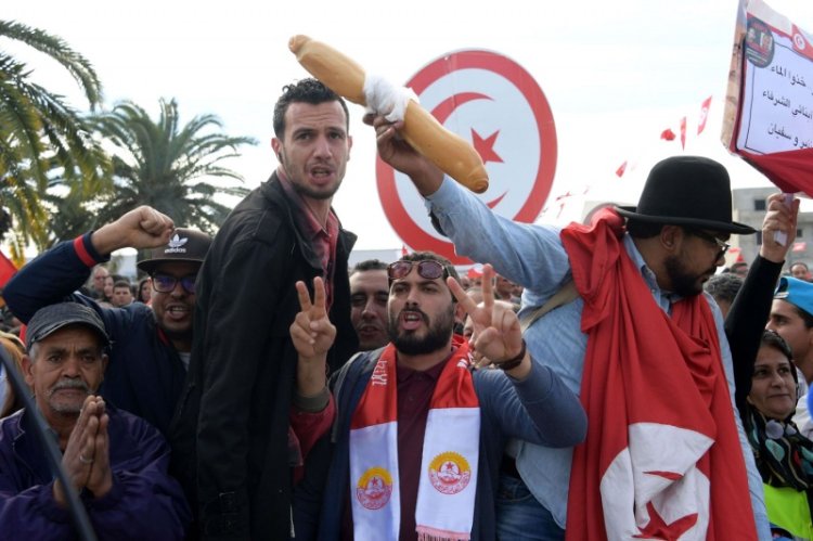 Tunus Genel İşçi Sendikası: Ülke toplumsal patlamanın eşiğinde