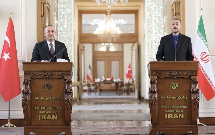 İran Dışişleri Bakanı, Türkiye ile uzun vadeli iş birliği için yol haritası hazırlayacaklarını belirtti